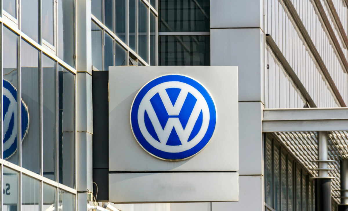 Grevă de avertisment a angajaților Volkswagen
