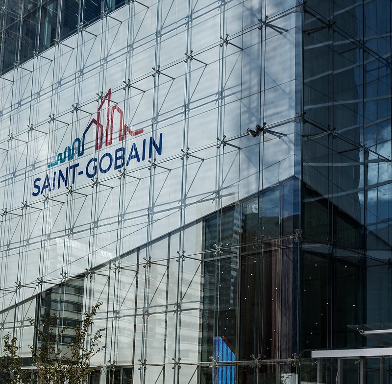 Saint-Gobain finalizează vânzarea diviziei sale PAM Building